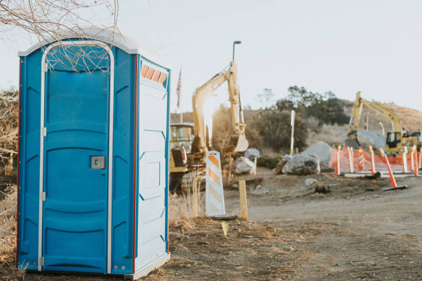 Best Restroom trailer rental cost  in Perry, KS