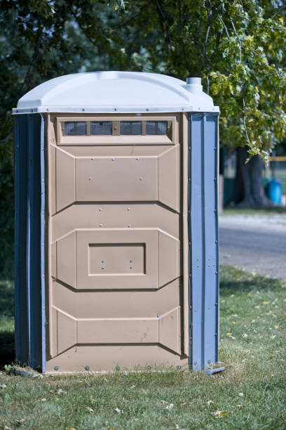 Best High-end porta potty rental  in Perry, KS