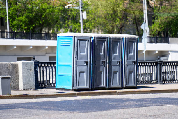 Best Portable restroom trailer rental  in Perry, KS