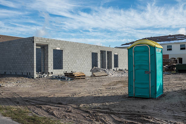 Best Porta potty delivery and setup  in Perry, KS